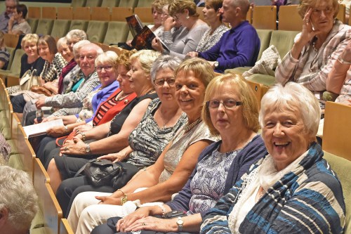 dublin-supporters-at-concert-3