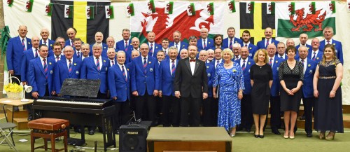 st-davids-artists-choir-cropped-for-newspaper-2